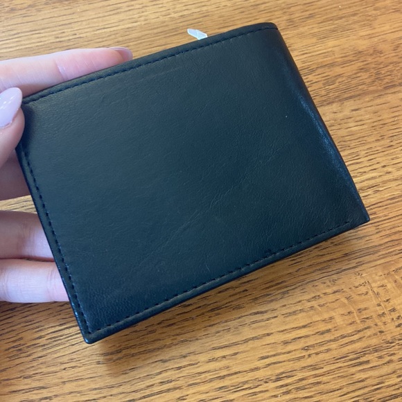 Calvin Klein Wallet - Picture 7 of 7